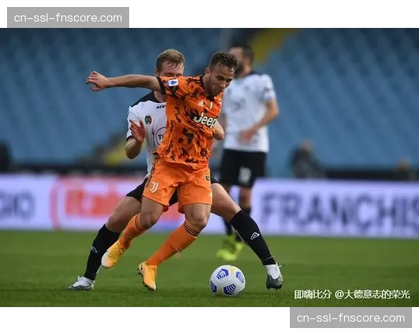 天空体育推出VR包厢服务，用户可360度体验安菲尔德球场氛围