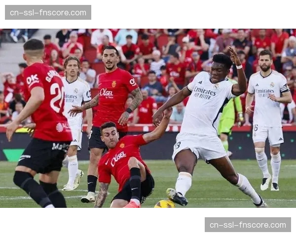 即时报道:比赛第60分钟,曼城通过战术角球再次改写比分 即时报道:比赛第60分钟,曼城通过战术角球再次改写比分