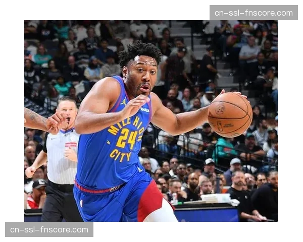 掘金128-118击败马刺，常规赛收官